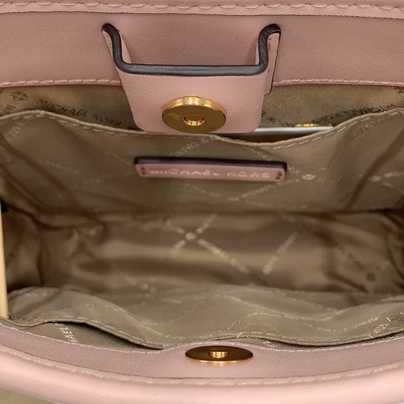 MICHAEL KORS Briley Small Logo Messenger XBODY Bag POWDER BLUSH MULTI - Picture 7 of 16